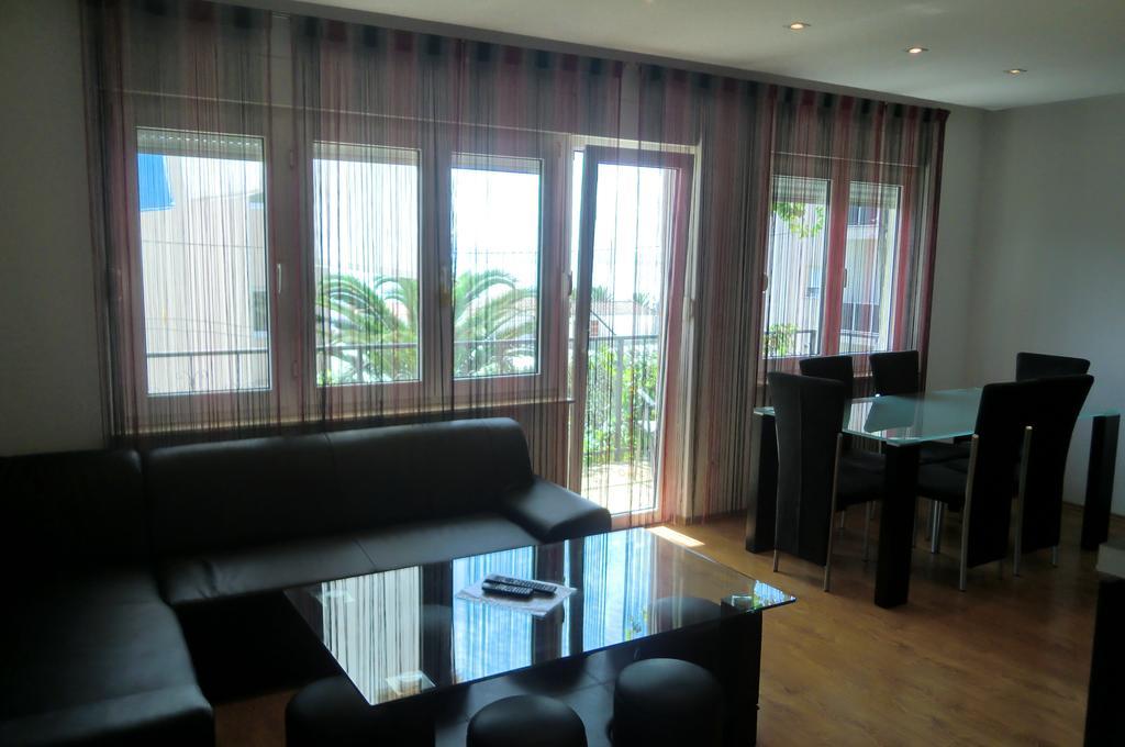 Apartments Marjan Podstrana Habitación foto